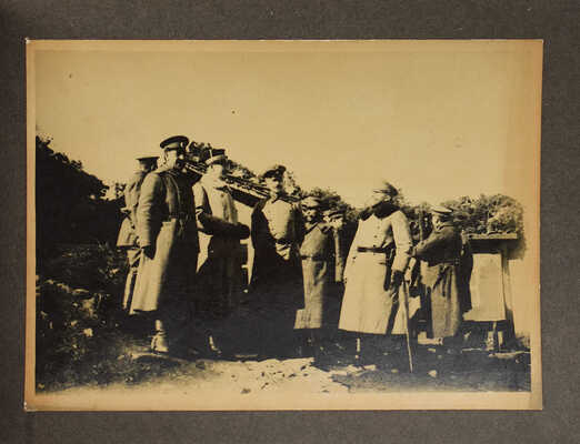 Альбом фотографий времен Первой Мировой войны. Работа с делегацией Четверного союза в Болгарии. [София], 1916.